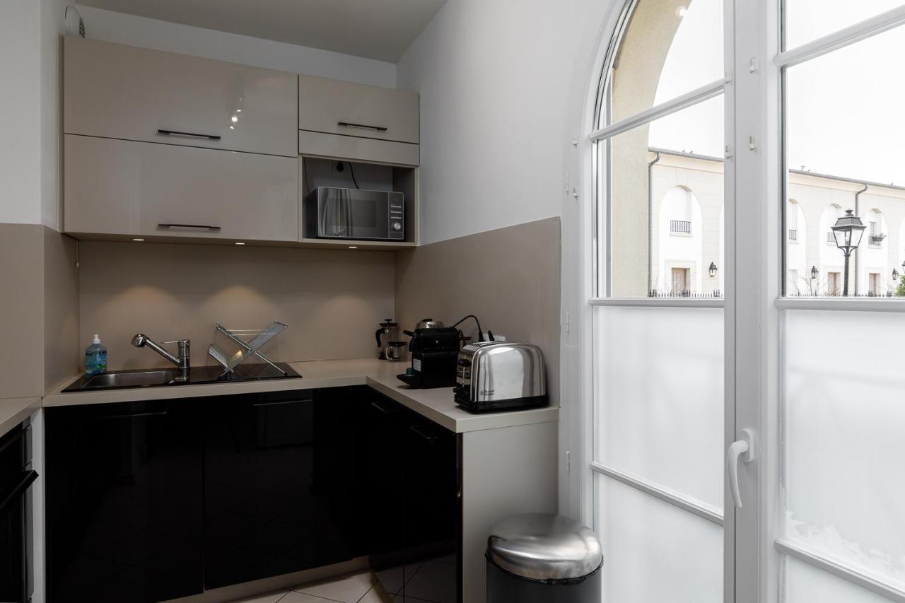 Apartment 2 Bedroomed Near Disneyland Paris With Garden Parking At סאריס מראה חיצוני תמונה